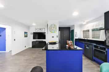 16 Thornlow Street, Glendene