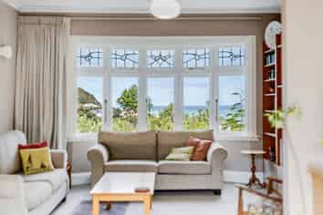 2A Severn Street, Island Bay