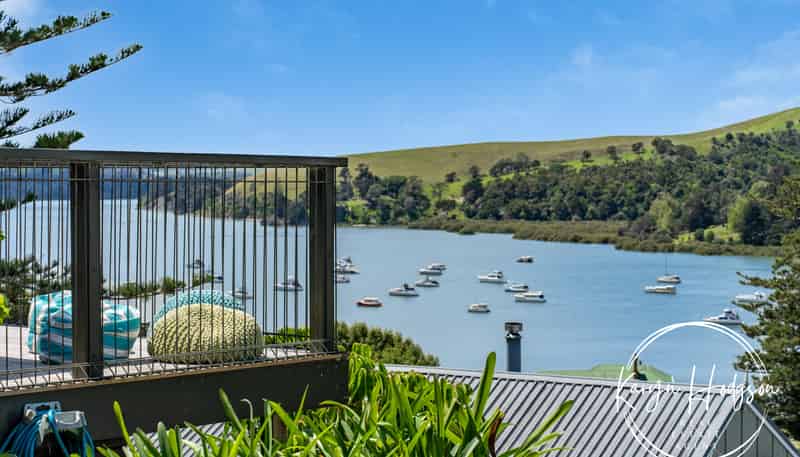 14 Cliff Street, Pahi