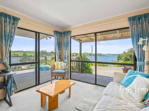 14 Cliff Street, Pahi