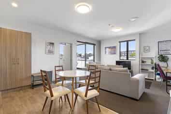 303/1904 Great North Road, Avondale