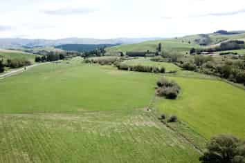 1210 Pleasant Point-Cave Highway, Pleasant Point