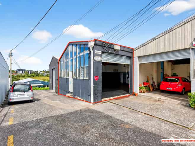 Barrys Point Beauty - Industrial Unit 204sqm