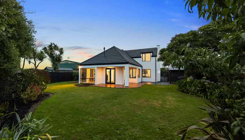 14 Evenwood Place, Waimairi Beach