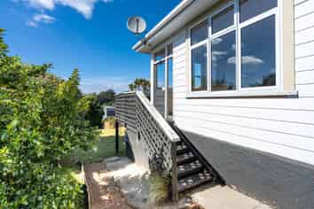 17 Nottingham Crescent, Calton Hill