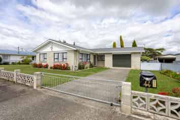 44 Allardice Street, Dannevirke