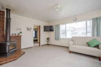 44 Allardice Street, Dannevirke