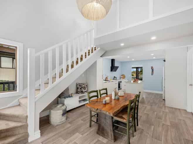 37 Amorino Drive, Red Beach