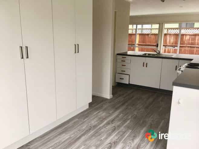 Room 3/6 Mermaid Place, Southshore