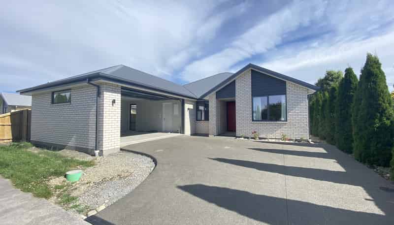 3b Delamare Way, Rolleston