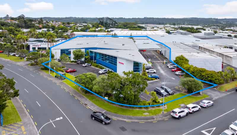 242-244 Bush Road, Albany