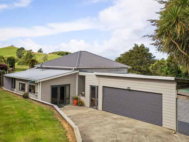 54 Thorn Road, Waihi