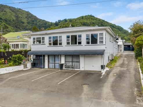 22 Waikawa Road, Picton