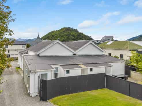 22 Waikawa Road, Picton