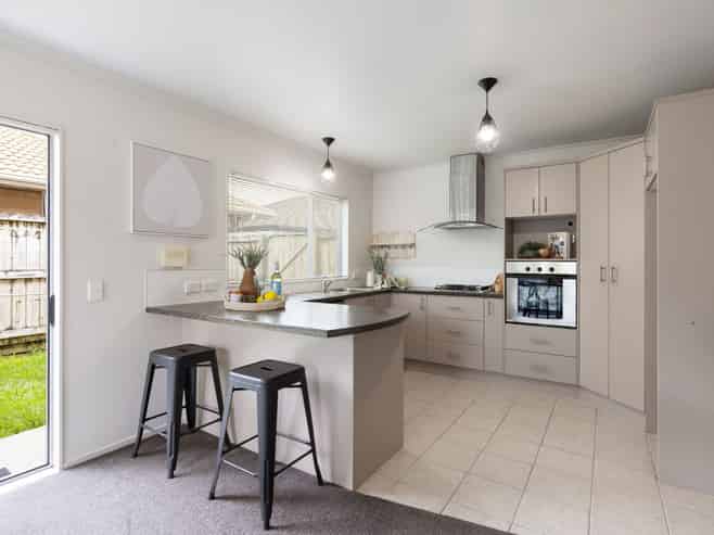 9 Rene Way, Huntington