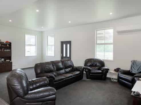 1733 Waingake Road, Waingake