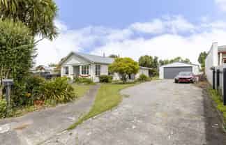 53 Titania Street, Stratford