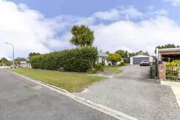 53 Titania Street, Stratford