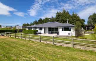 214 Findlay Road, Ascot