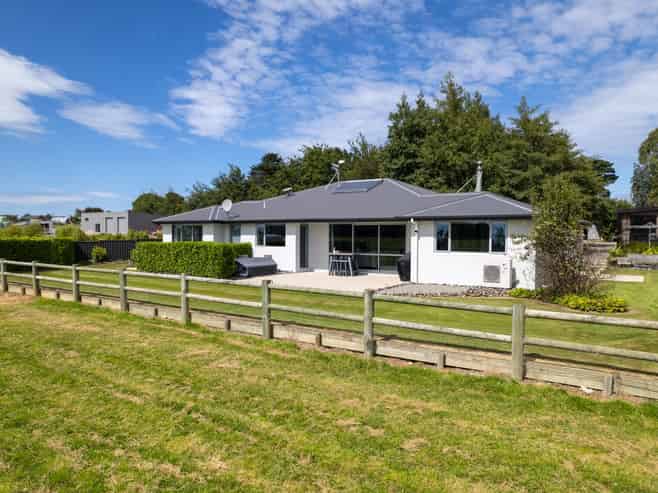 214 Findlay Road, Ascot