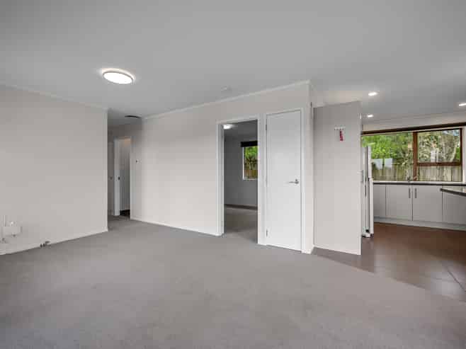 28 Elizabeth Drive, West Harbour