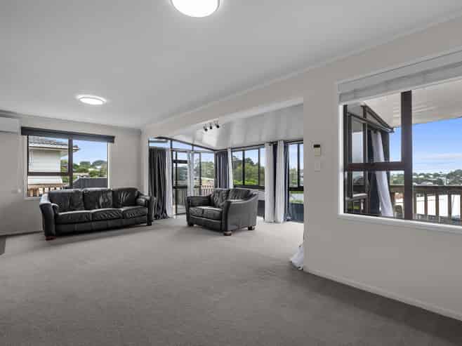 28 Elizabeth Drive, West Harbour