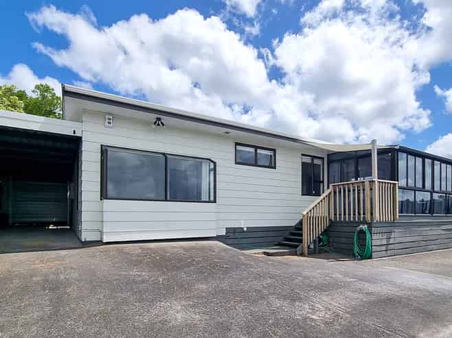 28 Elizabeth Drive, West Harbour