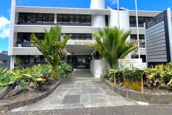 Epsom Premium Top Floor Office - 325sqm