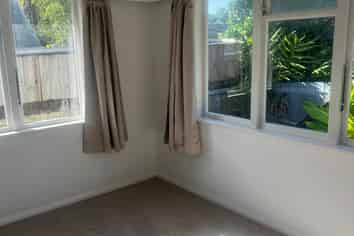 194A pilkington road, Point England