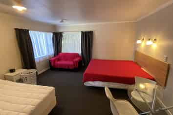 6/26-30 Golf Road, Tahunanui