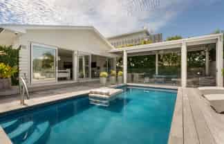 22 Oceanview Road, Mount Maunganui