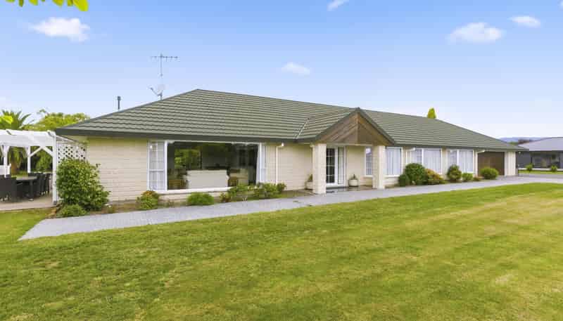 4 Lakewood Grove, Levin