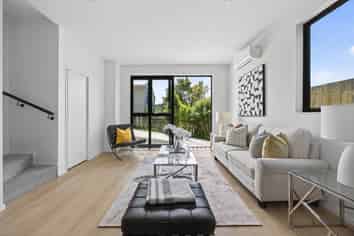 Lot 2/18 Woodglen Road, Glen Eden