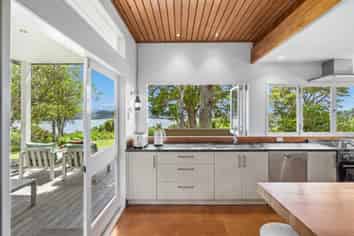 71 Tahunatapu Road, Parua Bay