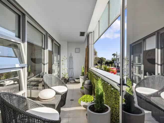 103/16 Huron Street, Takapuna