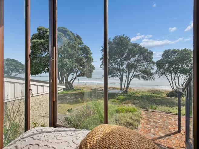 135 Karewa Parade, Papamoa