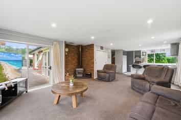 490 McQuarrie Street, Tisbury