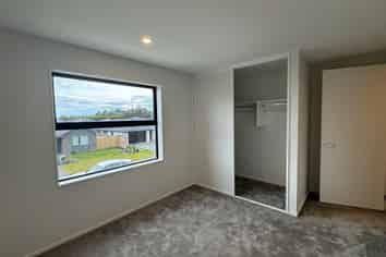 9 McCahon Lane, Rolleston