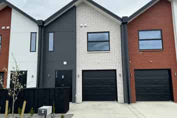 9 McCahon Lane, Rolleston