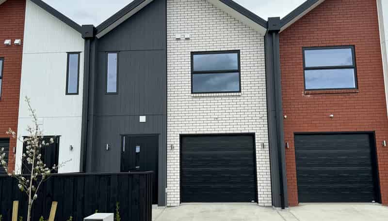 9 McCahon Lane, Rolleston