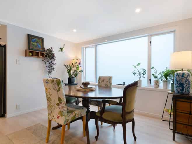 19 Hollywood Avenue, Titirangi