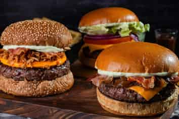 Burger Shop - Sales $11,000 p/wk - Cheap Rent