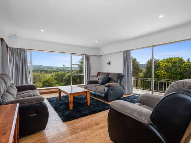 2321 State Highway 1, Hukerenui