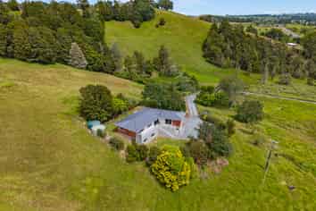 2321 State Highway 1, Hukerenui