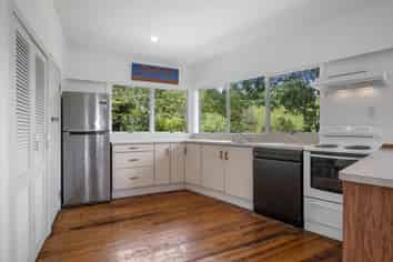 2321 State Highway 1, Hukerenui