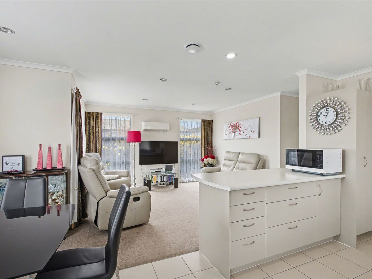 Easy-Care Elevated Living - Mehr