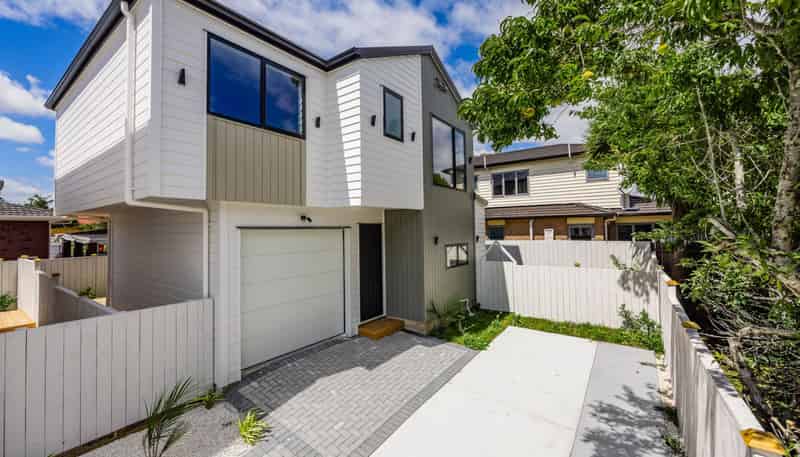 Lot 4/4 Barrie Avenue, Papatoetoe