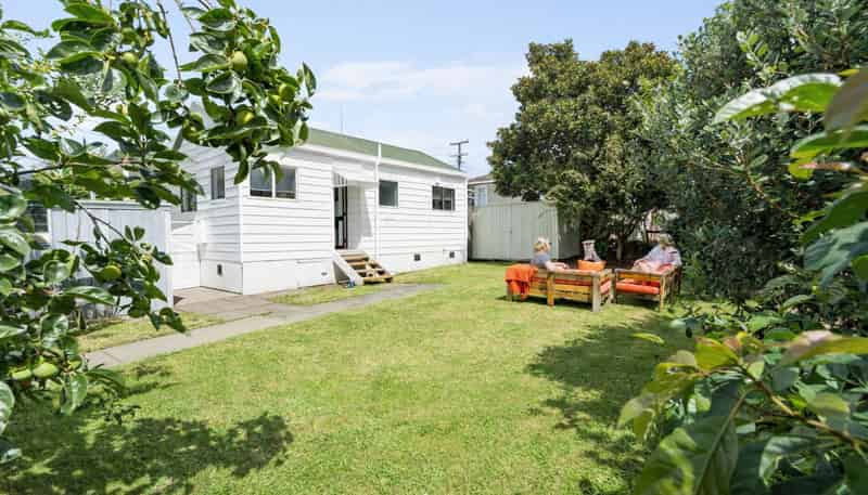 9A Anne Road, Bellevue