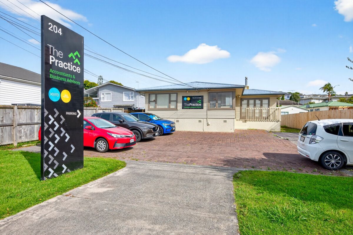 Asking price $1.49M + GST if any Realistic Vendor - Widok 3