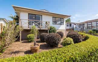 2/163 Onerahi Road, Onerahi